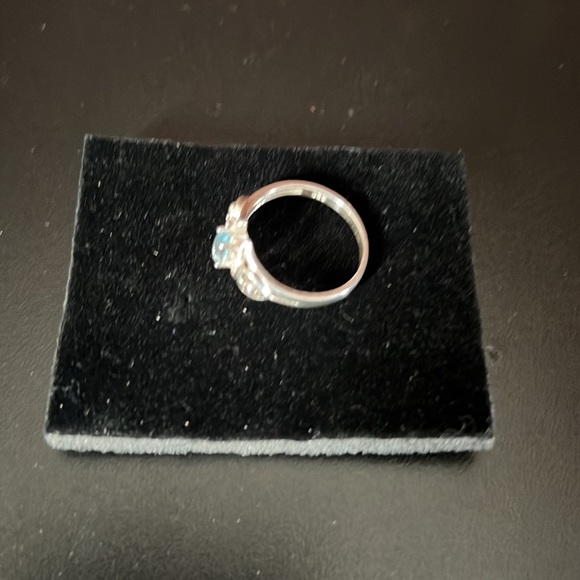 Blue topaz heart marquis ring - Picture 10 of 12